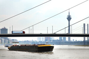 Rhein Medienhafen Düsseldorf